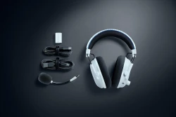 Razer BlackShark V3 Pro Auriculares Inalámbrico y alámbrico Diadema Juego USB tipo A Bluetooth Blanco [foto 1 de 2]